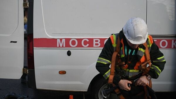 В Москве на реке Сходне локализовали пятно от топлива В Москве на реке Сходне локализовали пятно от топлива