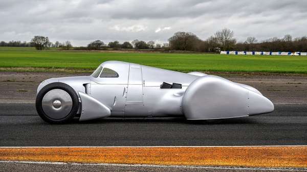 Компания Audi воссоздала рекордный автомобиль Auto Union Lucca 1935 года Компания Audi воссоздала рекордный автомобиль Auto Union Lucca 1935 года