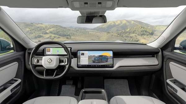 Едва ли вышедший на рынок Rivian R2 готовится обрасти новыми версиями, в их числе R2X