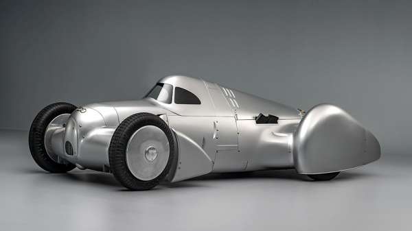 Компания Audi воссоздала рекордный автомобиль Auto Union Lucca 1935 года Компания Audi воссоздала рекордный автомобиль Auto Union Lucca 1935 года