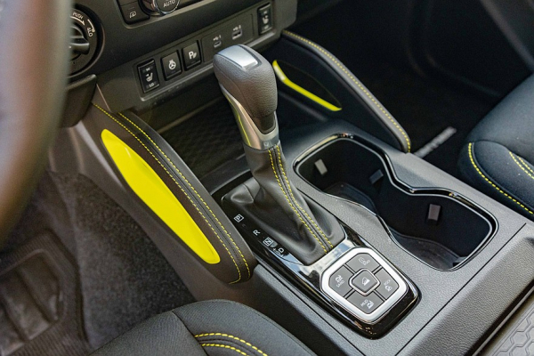 Nissan освежил пикап Frontier и вывел на рынок новую версию Sport Edition