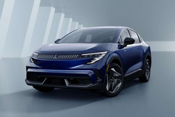 Паркетник Nissan Leaf превратился в Mitsubishi Eclipse Sportback: официальные фото Паркетник Nissan Leaf превратился в Mitsubishi Eclipse Sportback: официальные фото