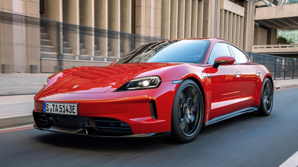 Для Porsche Taycan теперь доступны фальшивая коробка передач и нарисованный тахометр Для Porsche Taycan теперь доступны фальшивая коробка передач и нарисованный тахометр