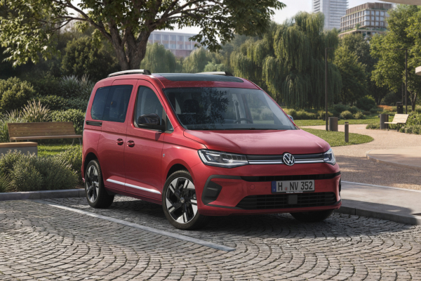 Обновлённый Volkswagen Caddy рассекречен полностью, цены известны Обновлённый Volkswagen Caddy рассекречен полностью, цены известны