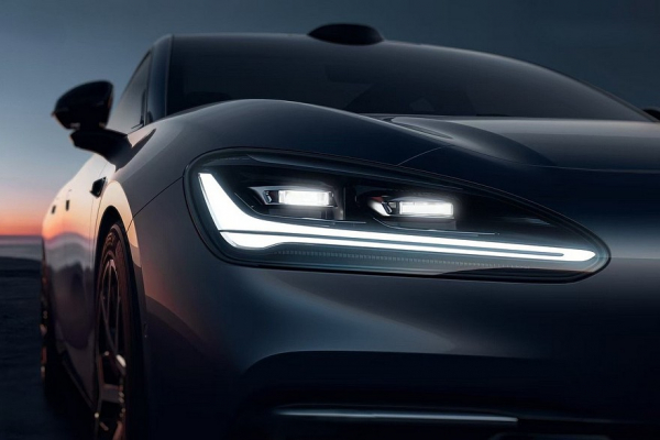 Эффектный седан Geely Galaxy TT показался на новых официальных фото