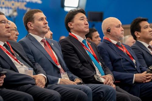 Перекрытие Ормузского пролива является попыткой изменить регулирование энергорынка в интересах США - Сечин Перекрытие Ормузского пролива является попыткой изменить регулирование энергорынка в интересах США - Сечин