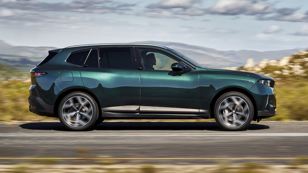 Рассекречен BMW X5 пятого поколения: новый дизайн и разнообразие техники, цены известны
