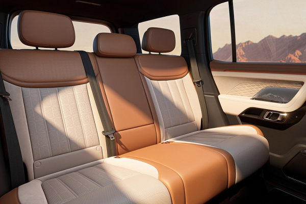 Брутальный кроссовер Geely Galaxy Cruiser 700: показан интерьер