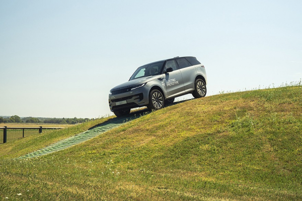 Внедорожник Range Rover Sport Electric готовится к скорому дебюту Внедорожник Range Rover Sport Electric готовится к скорому дебюту