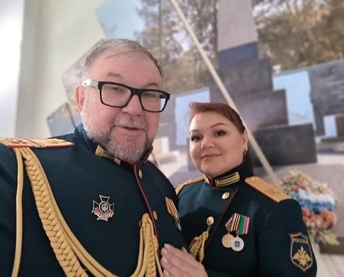 Петр Сухов: в основе нашего с женой творчества эстрадная песня с фундаментом казачьей песенной культуры Петр Сухов: в основе нашего с женой творчества эстрадная песня с фундаментом казачьей песенной культуры