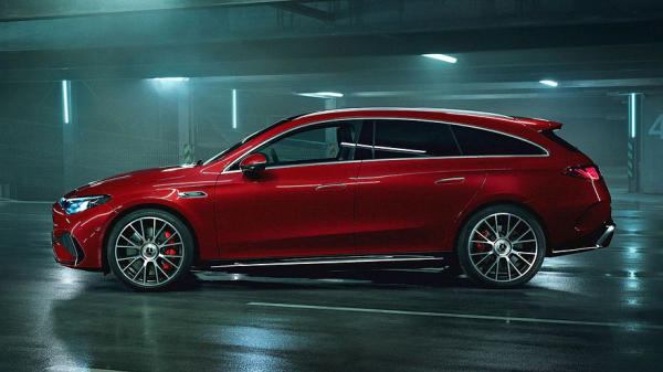 Новый Mercedes-AMG CLA 45: 680-сильная трёхмоторная установка, 2,7 секунды до «сотни» Новый Mercedes-AMG CLA 45: 680-сильная трёхмоторная установка, 2,7 секунды до «сотни»