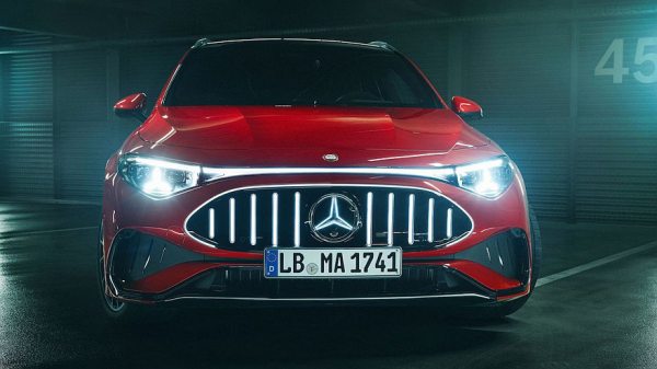 Новый Mercedes-AMG CLA 45: 680-сильная трёхмоторная установка, 2,7 секунды до «сотни» Новый Mercedes-AMG CLA 45: 680-сильная трёхмоторная установка, 2,7 секунды до «сотни»