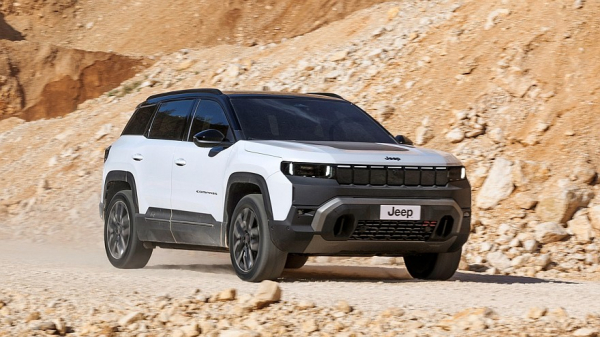 Jeep пытается всех убедить, что электрический Compass 4xe — настоящий внедорожник Jeep пытается всех убедить, что электрический Compass 4xe — настоящий внедорожник