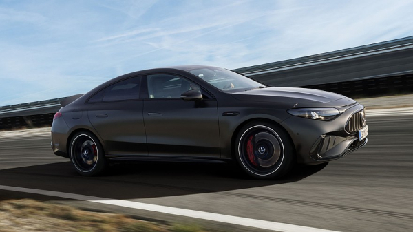 Новый Mercedes-AMG CLA 45: 680-сильная трёхмоторная установка, 2,7 секунды до «сотни» Новый Mercedes-AMG CLA 45: 680-сильная трёхмоторная установка, 2,7 секунды до «сотни»
