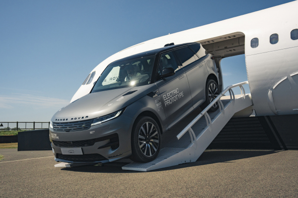 Внедорожник Range Rover Sport Electric готовится к скорому дебюту Внедорожник Range Rover Sport Electric готовится к скорому дебюту