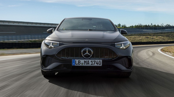 Новый Mercedes-AMG CLA 45: 680-сильная трёхмоторная установка, 2,7 секунды до «сотни» Новый Mercedes-AMG CLA 45: 680-сильная трёхмоторная установка, 2,7 секунды до «сотни»