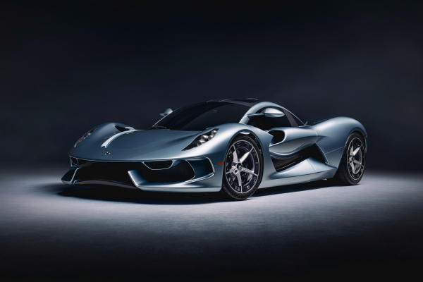 Hennessey Blackbird: аналоговый суперкар в авиационном стиле с атмосферным V8 и МКП Hennessey Blackbird: аналоговый суперкар в авиационном стиле с атмосферным V8 и МКП