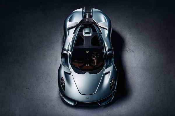 Hennessey Blackbird: аналоговый суперкар в авиационном стиле с атмосферным V8 и МКП Hennessey Blackbird: аналоговый суперкар в авиационном стиле с атмосферным V8 и МКП