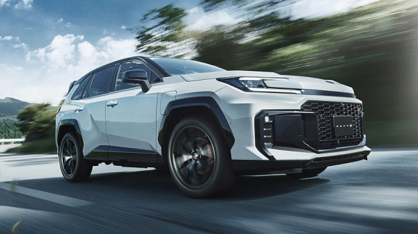 В семейство Mitsubishi Pajero войдут компактный кроссовер и внедорожник с приставкой Mini В семейство Mitsubishi Pajero войдут компактный кроссовер и внедорожник с приставкой Mini