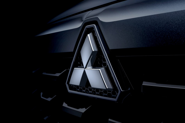 В семейство Mitsubishi Pajero войдут компактный кроссовер и внедорожник с приставкой Mini В семейство Mitsubishi Pajero войдут компактный кроссовер и внедорожник с приставкой Mini