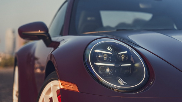 По заявкам трудящихся: Porsche 911 Carrera S снова доступен на &laquo;механике&raquo;, но есть нюанс