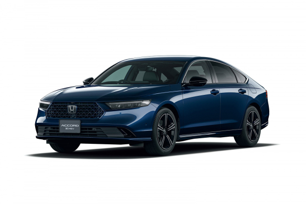 Honda освежила седан Accord в Японии, прайс-лист раскрыт Honda освежила седан Accord в Японии, прайс-лист раскрыт