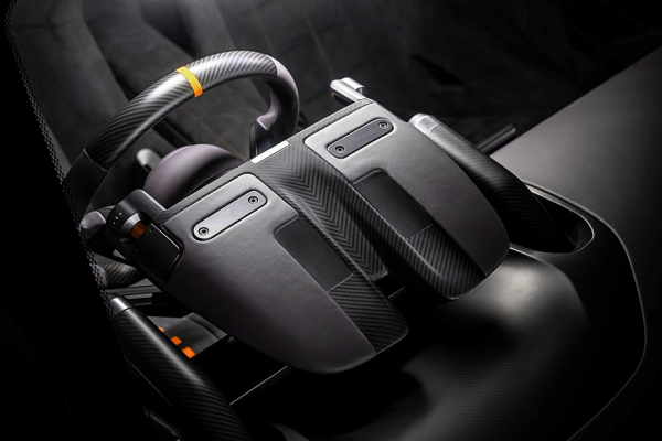 McLaren McL 6GT: посвящённый Брюсу Макларену аналоговый суперкар с мощным V8 и МКП McLaren McL 6GT: посвящённый Брюсу Макларену аналоговый суперкар с мощным V8 и МКП