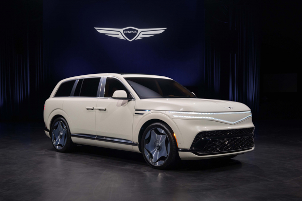 Рассекречен роскошный флагманский кроссовер Genesis GV90 Рассекречен роскошный флагманский кроссовер Genesis GV90