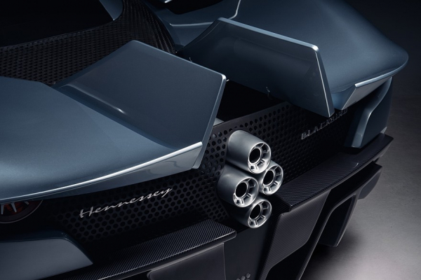 Hennessey Blackbird: аналоговый суперкар в авиационном стиле с атмосферным V8 и МКП Hennessey Blackbird: аналоговый суперкар в авиационном стиле с атмосферным V8 и МКП