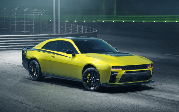 «Пчёлка» вернулась и готова всех покусать: представлен новый Dodge Charger Super Bee «Пчёлка» вернулась и готова всех покусать: представлен новый Dodge Charger Super Bee