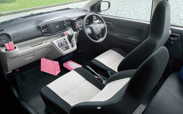 Кей-кары Daihatsu Mira e:S и Toyota Pixis Epoch получили несколько обновок