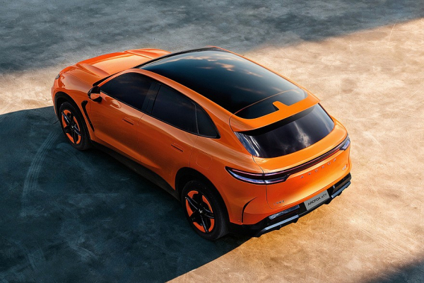 Arcfox Alpha T7 от BAIC: эффектный дизайн, несколько вариантов начинки и привлекательные цены