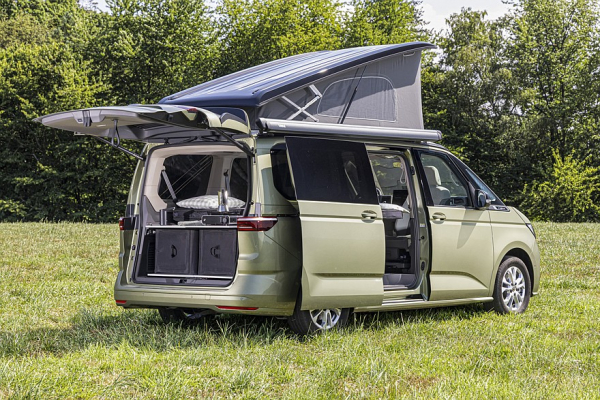 Volkswagen показал предвестников новых кемперов California Beach и ID. California Cruise Volkswagen показал предвестников новых кемперов California Beach и ID. California Cruise