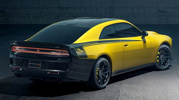 «Пчёлка» вернулась и готова всех покусать: представлен новый Dodge Charger Super Bee «Пчёлка» вернулась и готова всех покусать: представлен новый Dodge Charger Super Bee