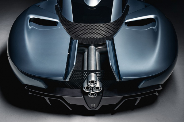 Hennessey Blackbird: аналоговый суперкар в авиационном стиле с атмосферным V8 и МКП Hennessey Blackbird: аналоговый суперкар в авиационном стиле с атмосферным V8 и МКП