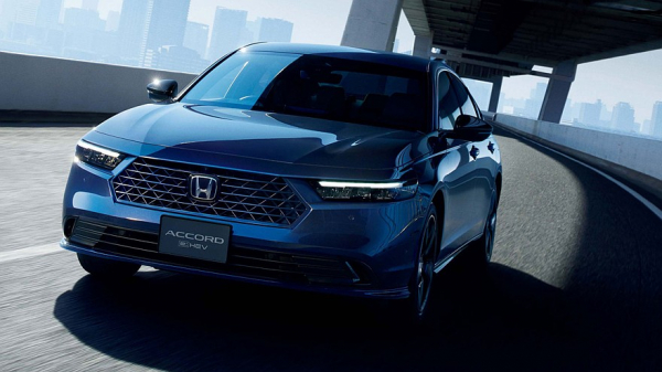Honda освежила седан Accord в Японии, прайс-лист раскрыт Honda освежила седан Accord в Японии, прайс-лист раскрыт