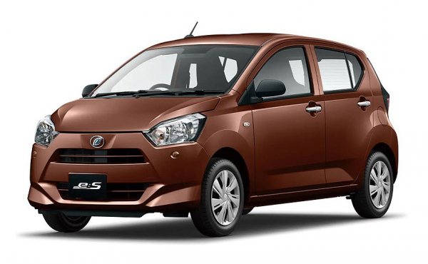 Кей-кары Daihatsu Mira e:S и Toyota Pixis Epoch получили несколько обновок