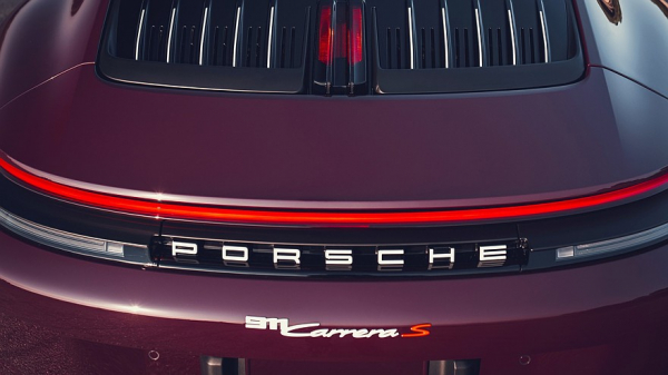 По заявкам трудящихся: Porsche 911 Carrera S снова доступен на &laquo;механике&raquo;, но есть нюанс