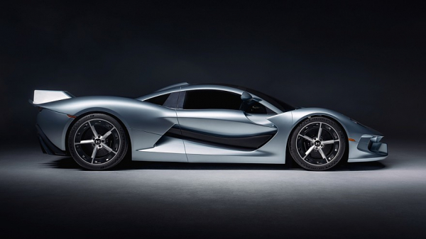 Hennessey Blackbird: аналоговый суперкар в авиационном стиле с атмосферным V8 и МКП Hennessey Blackbird: аналоговый суперкар в авиационном стиле с атмосферным V8 и МКП