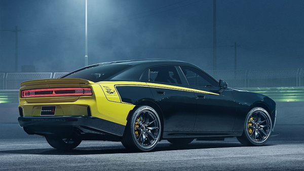 «Пчёлка» вернулась и готова всех покусать: представлен новый Dodge Charger Super Bee «Пчёлка» вернулась и готова всех покусать: представлен новый Dodge Charger Super Bee