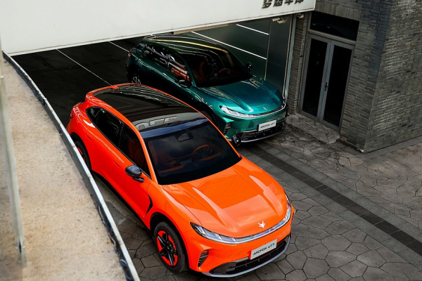 Arcfox Alpha T7 от BAIC: эффектный дизайн, несколько вариантов начинки и привлекательные цены