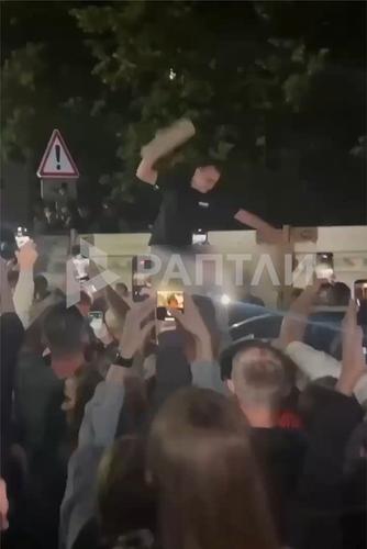 Подробнее о статье Во Львове бунт местных жителей против беспредела ТЦК власти разгоняли стрельбой